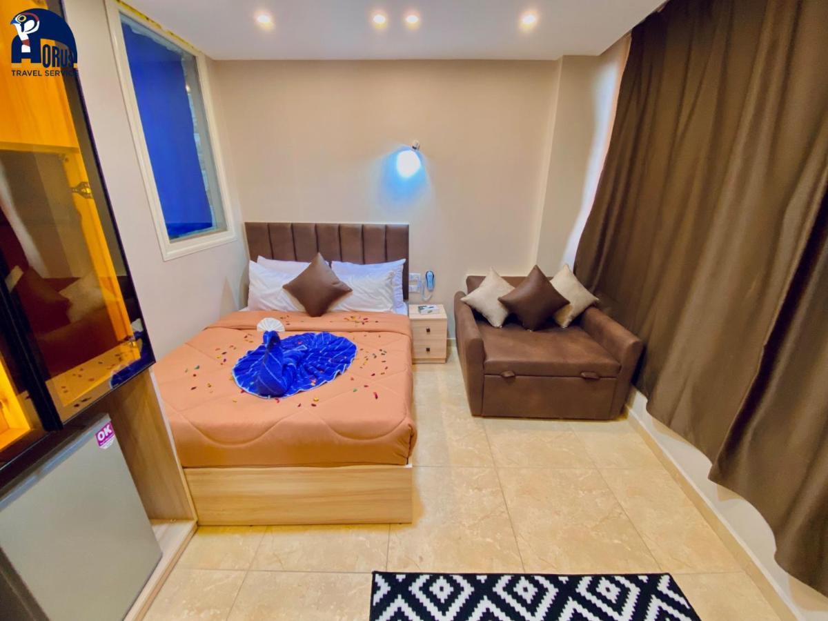 Horus Horizon Inn Pyramids View Kafrat al Jabal ภายนอก รูปภาพ