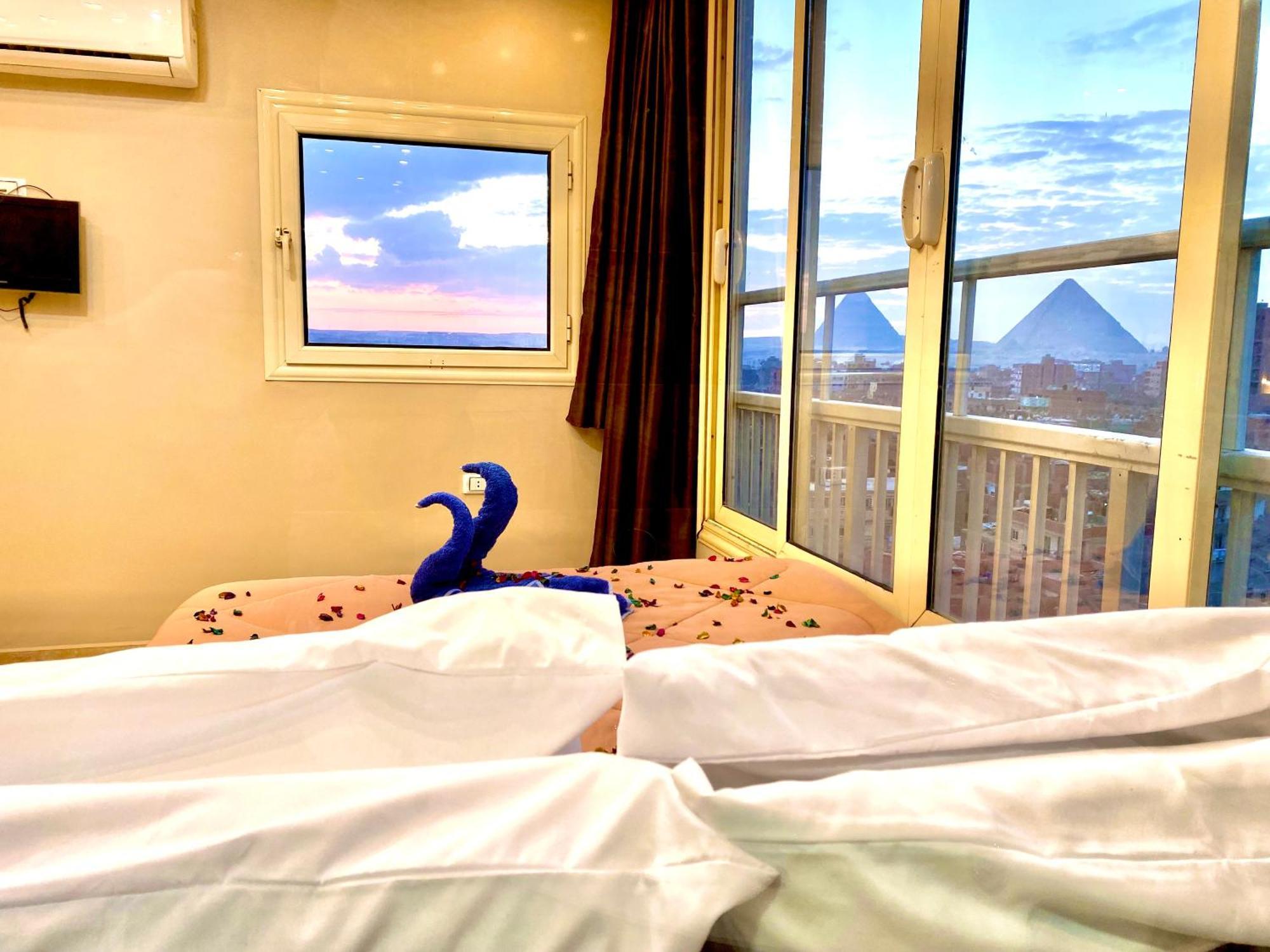Horus Horizon Inn Pyramids View Kafrat al Jabal ภายนอก รูปภาพ